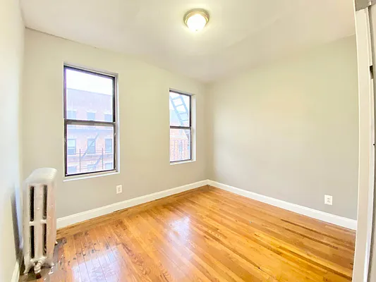 Rented by Bruma Realty LLC | media 23