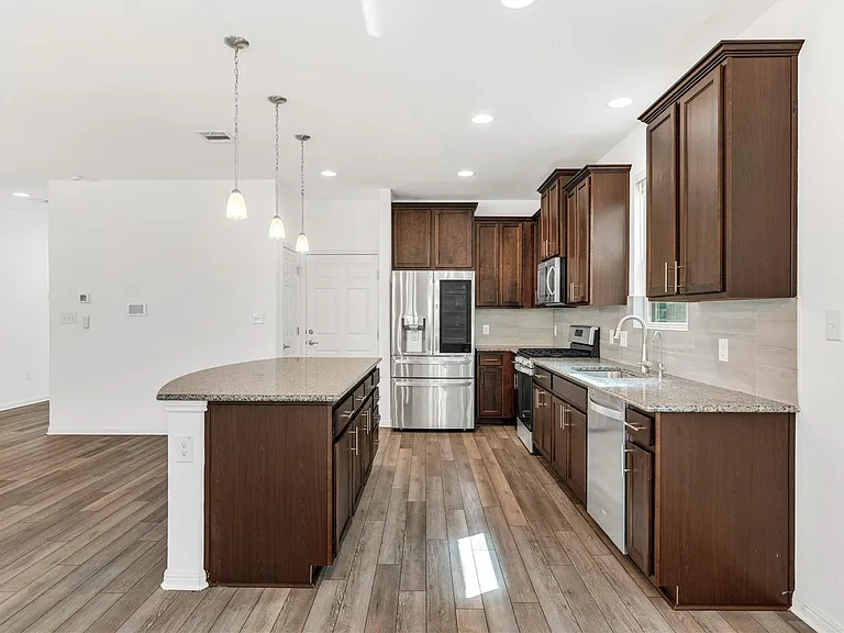 104 Turkey Creek Ln — Photo 13