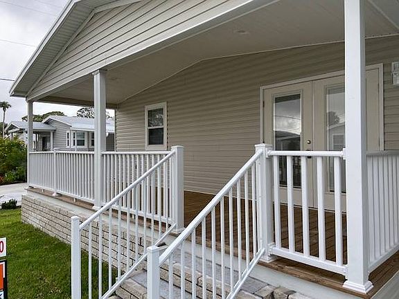 2nd image of 1268 Liberty Ln