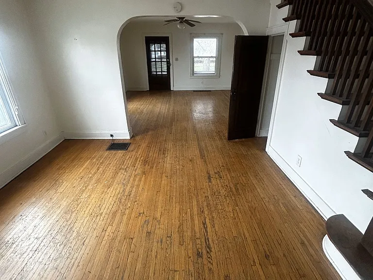 Washington Street Duplex — Photo 5