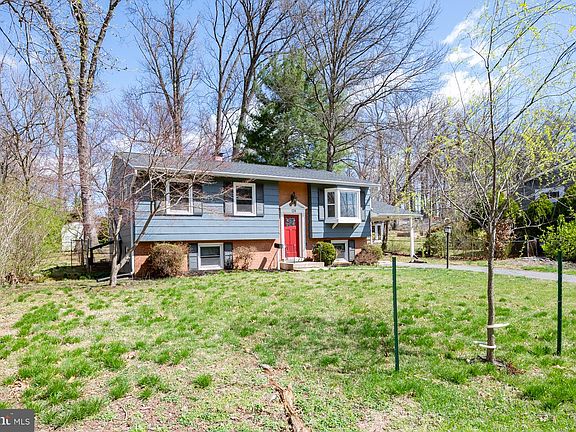 3rd image of 124 Woodland Rd