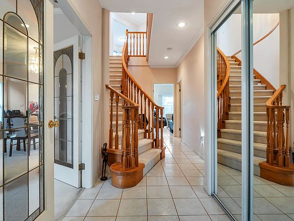 3rd image of 3460 Lockhart Rd