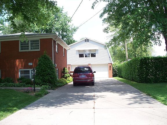 double concrete driveway