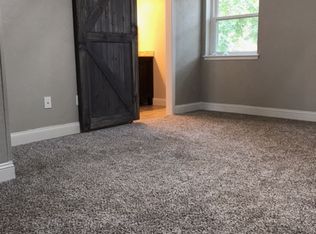 1008 S 26th St, Rogers, AR 72758