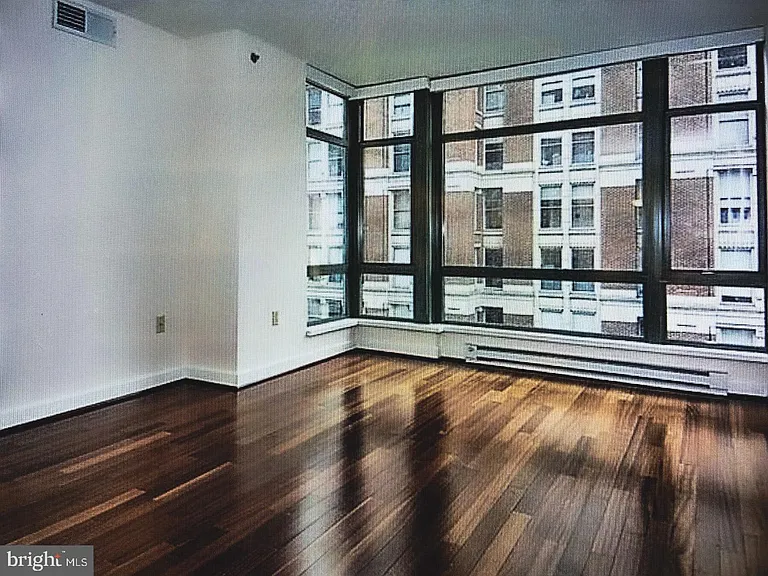 1150 K St NW #303 — Photo 6