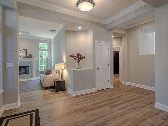 4th image of 4880 Dalewood Dr