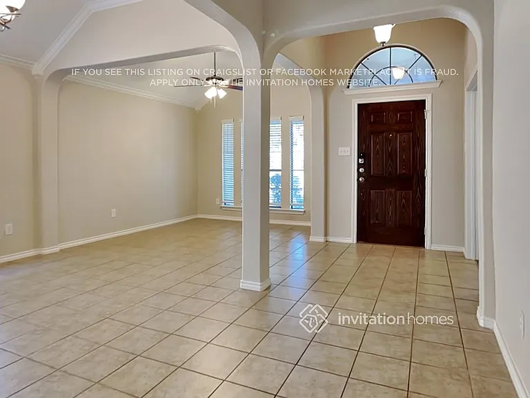 10645 Devinstone Dr — Photo 4