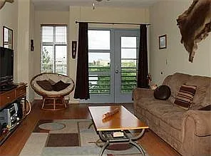 711 W 26th St #500 — Photo 3
