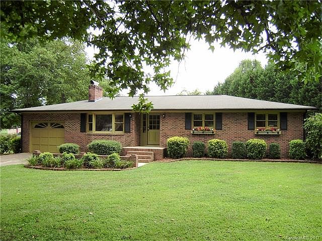1st image of 122 Hollowbrook Ct #21
