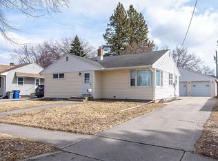 1626 3rd St S, Moorhead, MN 56560