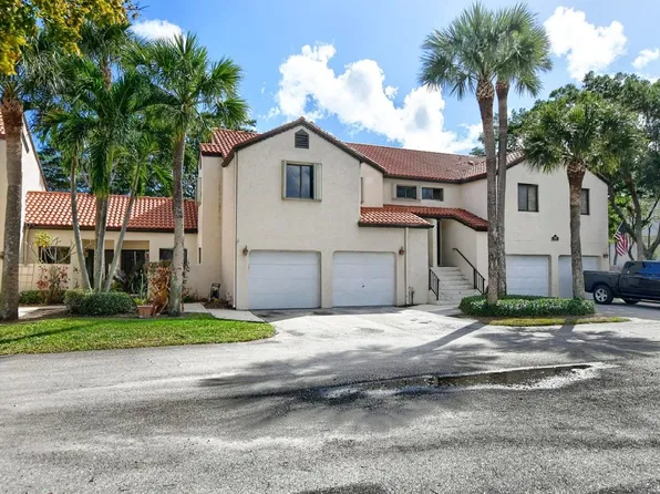 17 Via De Casas Sur APT 203, Boynton Beach, FL 33426