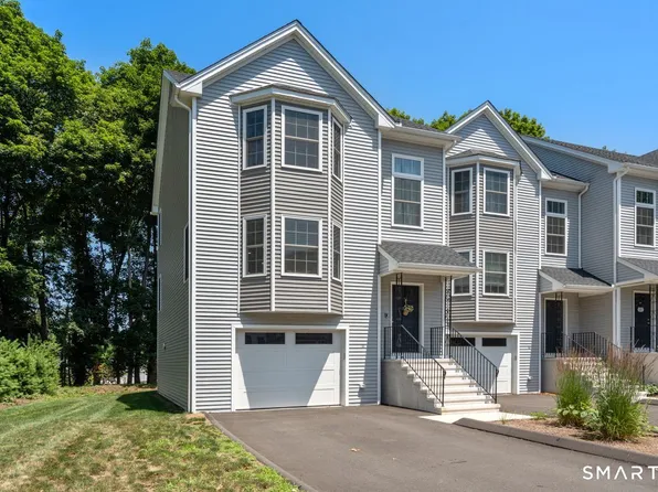 11 Summer Brook Way #11, Seymour, CT 06483