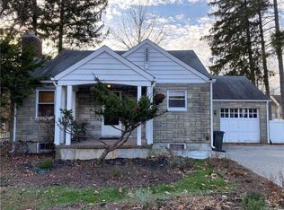 1 Schuyler Rd, Nyack, NY 10960