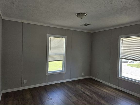 4th image of 22 E Virgil St #28
