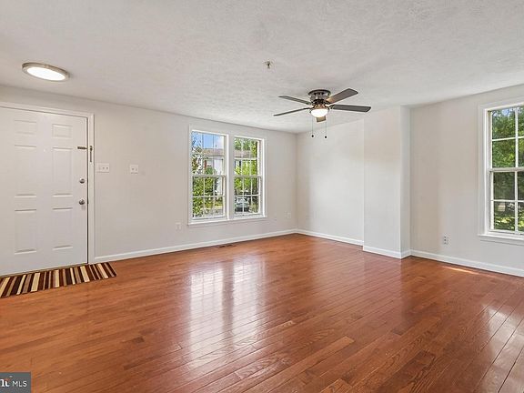 5th image of 1546 Falstone Ln