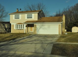 7981 E Meadowview Ct, Ypsilanti, MI