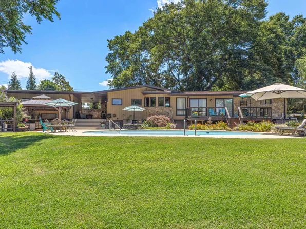 305 Louviers Ln, Old Hickory, TN 37138