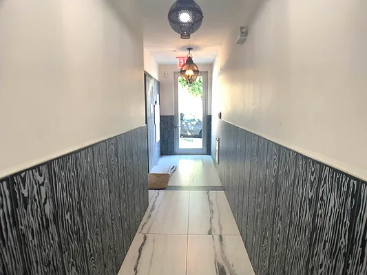 Rented by Tapiro Realty | media 14