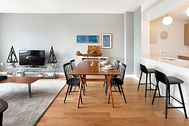 Rented by The Marketing Directors (Arias)