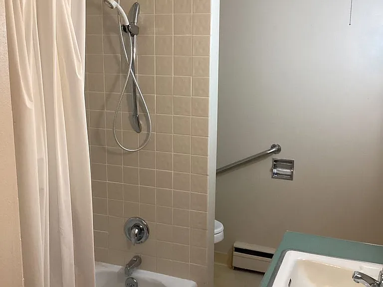 2237 Main St — Photo 3