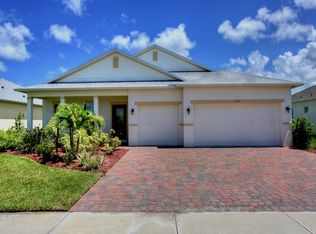 609 Gossamer Wing Way, Sebastian, FL 32958