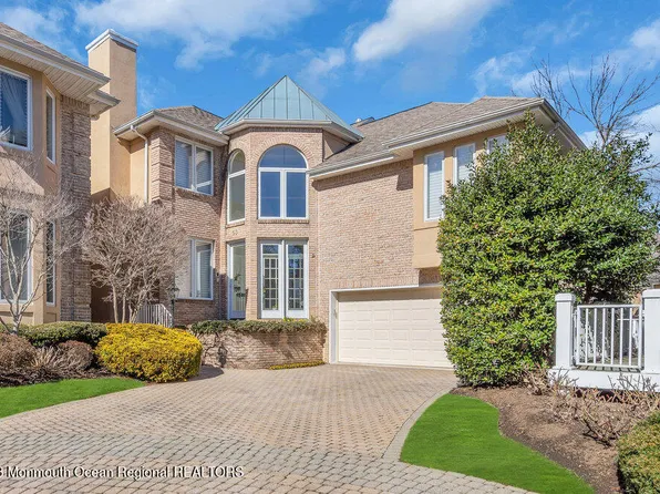 53 Torrey Pines Court, Holmdel, NJ 07733