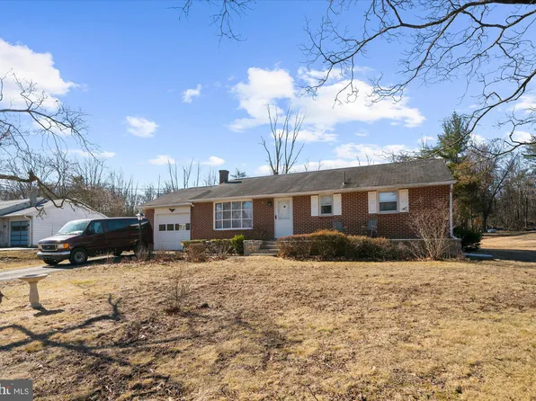 498 Mock Rd, Pottstown, PA 19464