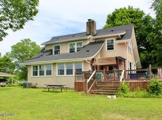 4618 River Front Dr, Louisville, KY 40216