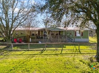 103 Forest View Dr, Victoria, TX 77905