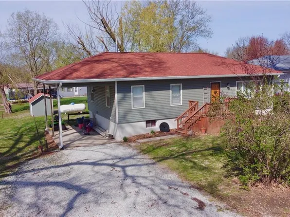 2701 Sportsman Rd, Trenton, MO 64683