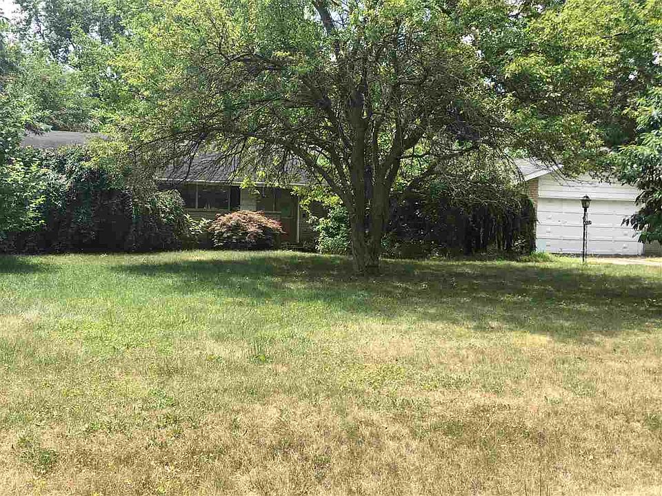 2nd image of 8524 Encanto Way