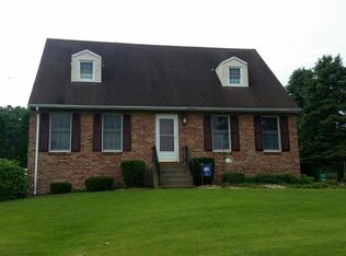722 Picnic Ln, Selinsgrove, PA 17870