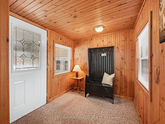 3rd image of 29 Daniel St S