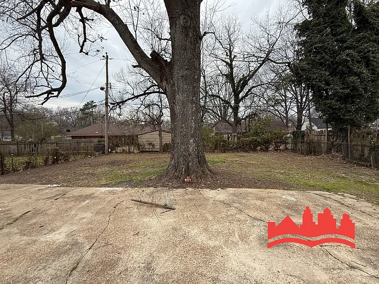 993 Gordon St — Photo 14