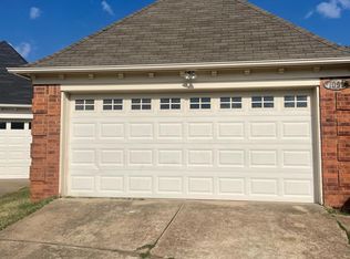 1097 W Montebello Cir, Cordova, TN 38018