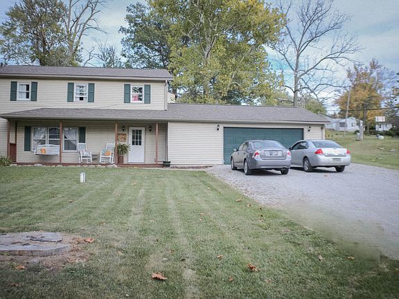 Front of house/driveway