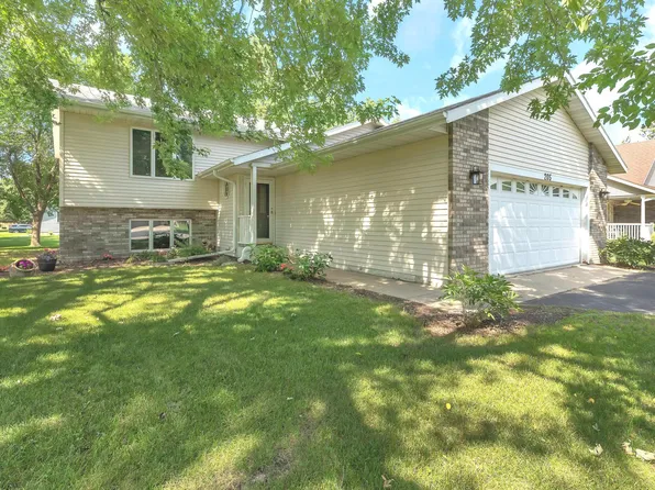 205 10th St N, Sartell, MN 56377