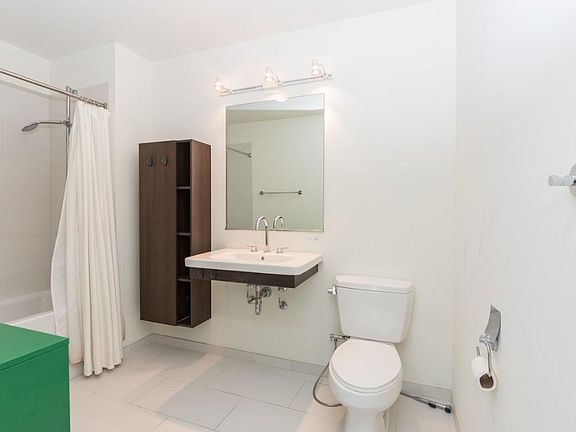 3rd image of 1345 S Wabash Ave NE #1202