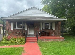 424 Kents Ridge Rd, Richlands, VA 24641