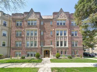 6254 N Rockwell St #B, Chicago, IL 60659
