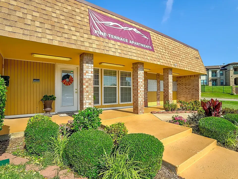 Pine Terrace Apartments