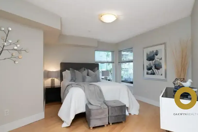 8915 Hudson St #205 — Photo 5