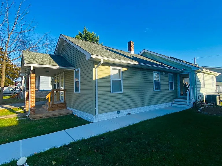619 Franklin Ave — Photo 15