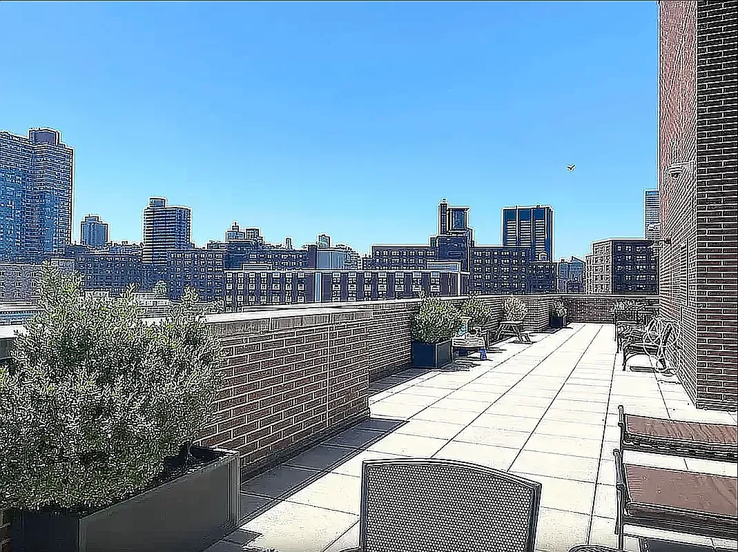 327 East 101st Street — Photo 2