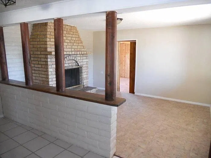 252 Hillview Avenue — Photo 3