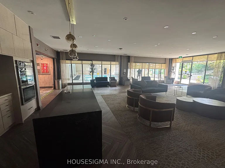 3303 Don Mills Rd #Penthouse 03 — Photo 29