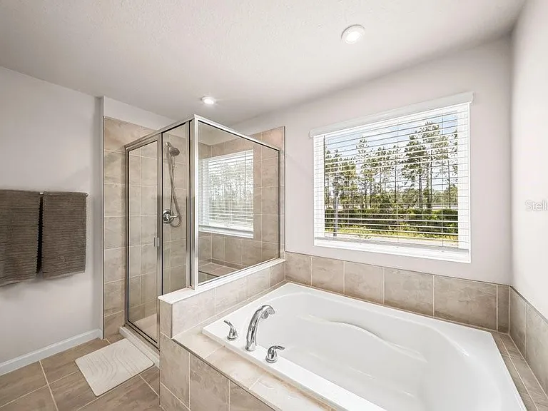 181 Tower Ct — Photo 24