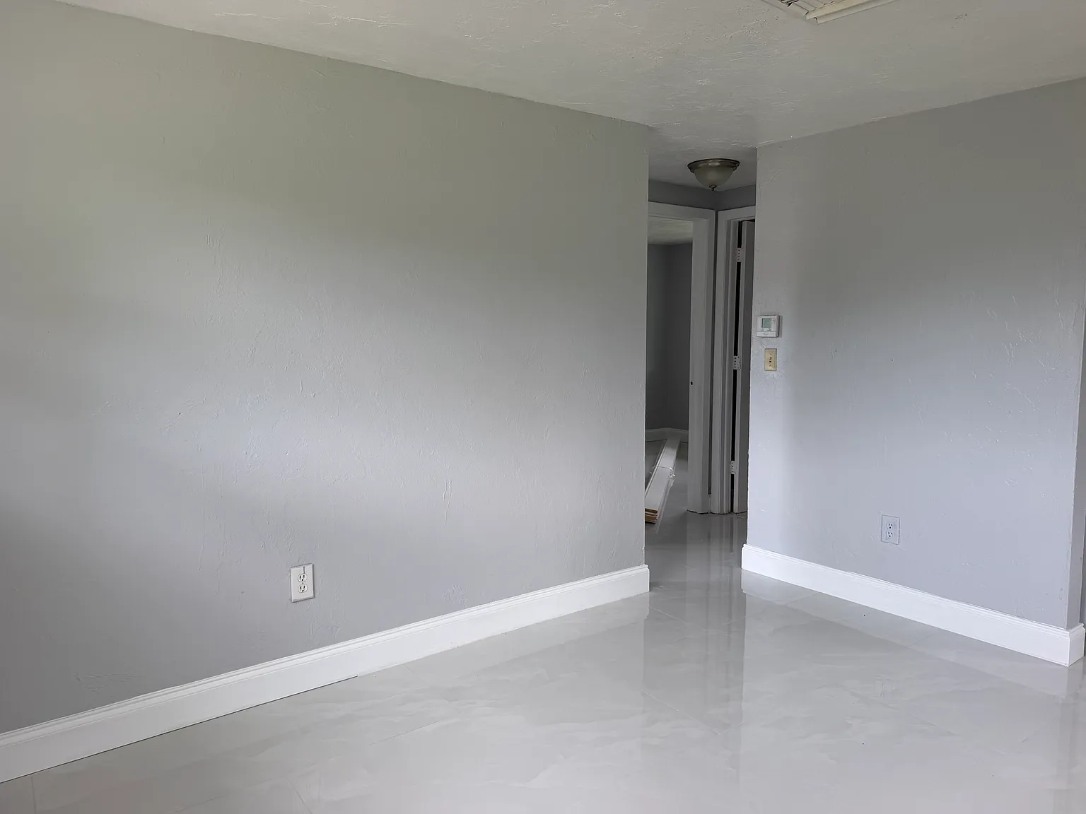2 bed, 650 sqft, $1,750 — Photo 4