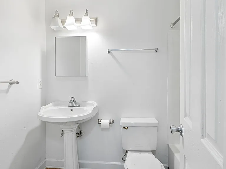 Balsam Avenue Apartments - The Villages — Photo 23