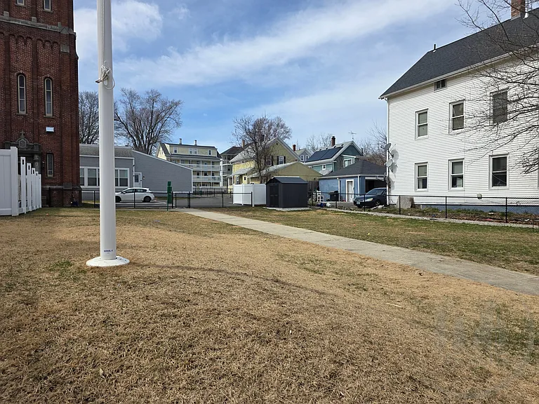415 Olo St 1stflr 1b/1b Renovated Churchparish! Petsok Laundry! Prkg! — Photo 10